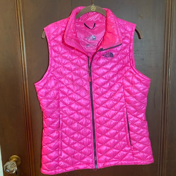 The North Face Pink Quilted Vest - Picture 1 of 2